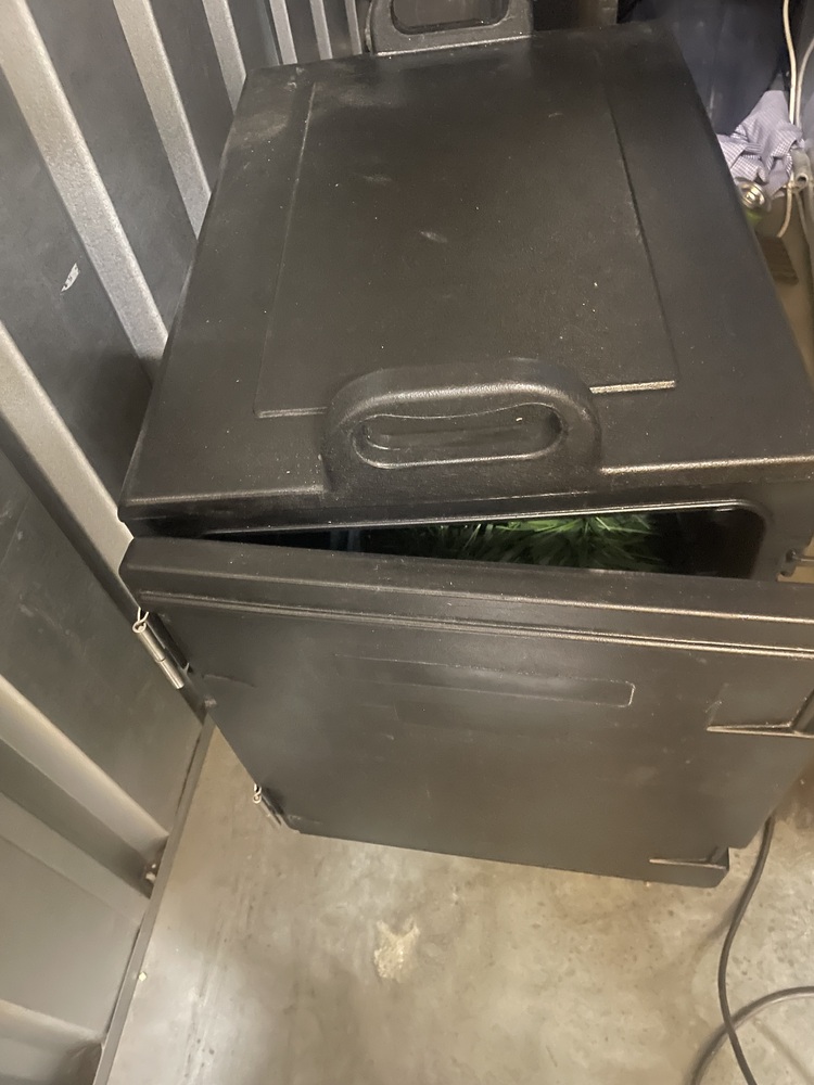 Hayes Storage Unit auction IB-3096