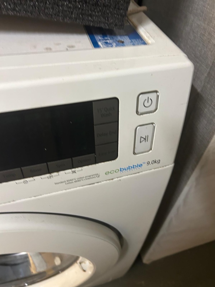 Hayes Self storage facility auction IB-6071