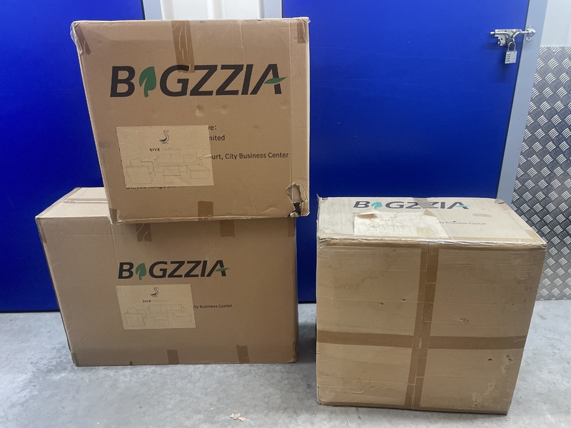 Staines Self storage auction IB-5994