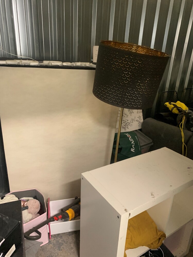 Big Padlock Huyton  Storage auction IB-3183