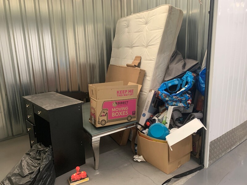 Big Padlock Huyton  Storage auction IB-9263