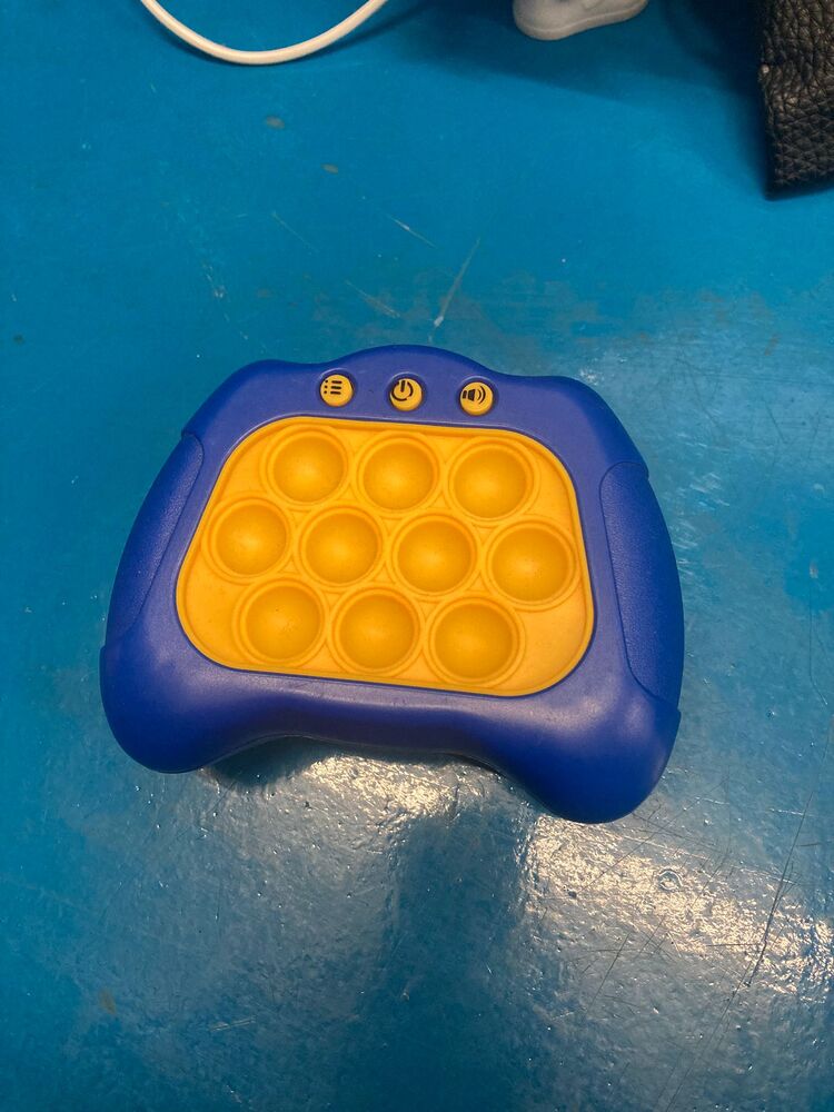 The Storage Team Leeds Self storage auction IB-7521 14