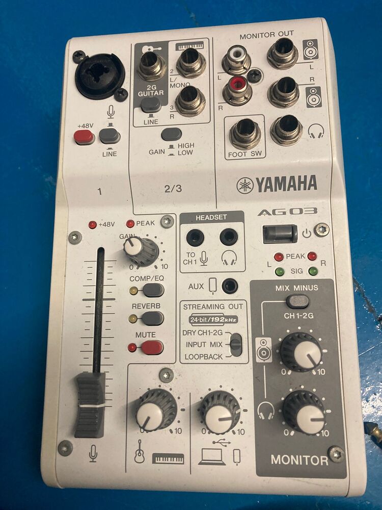 The Storage Team Leeds Storage Unit auction IB-7521 32