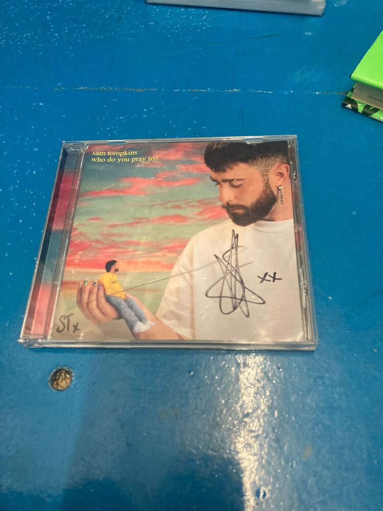 The Storage Team Leeds Storage Unit auction IB-7521 32