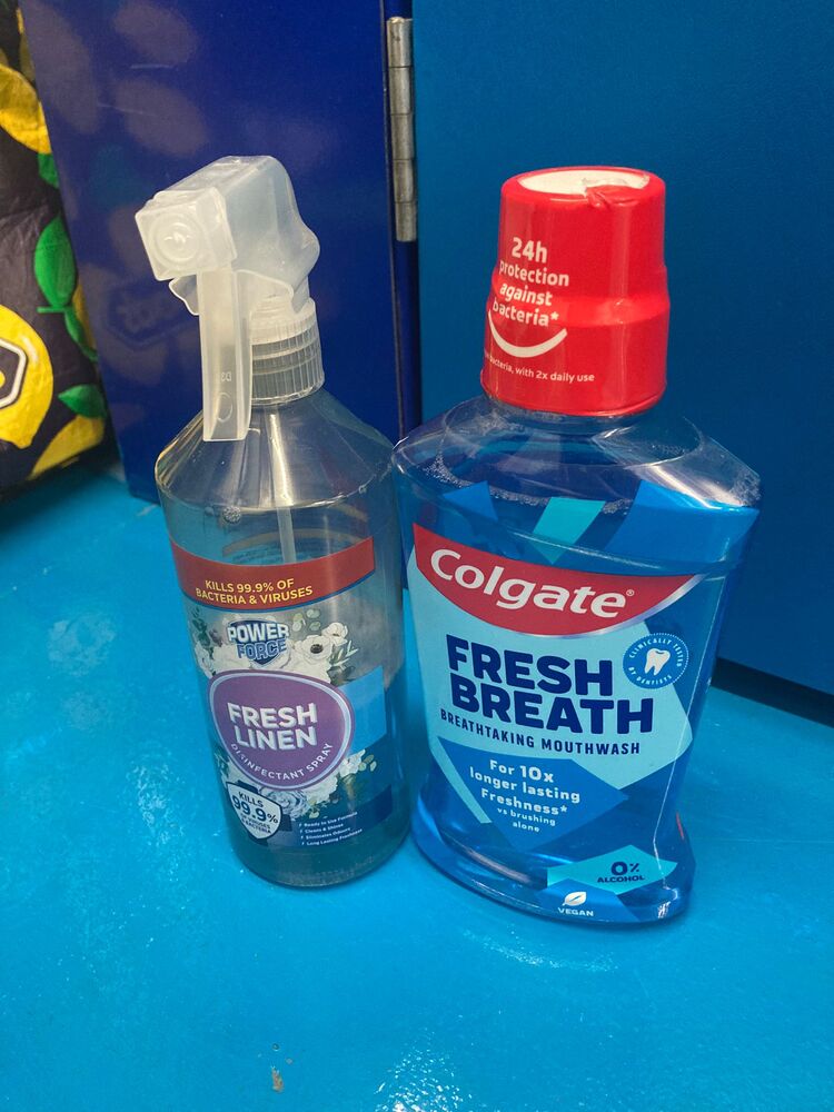 The Storage Team Leeds Self storage unit auction IB-7521 33