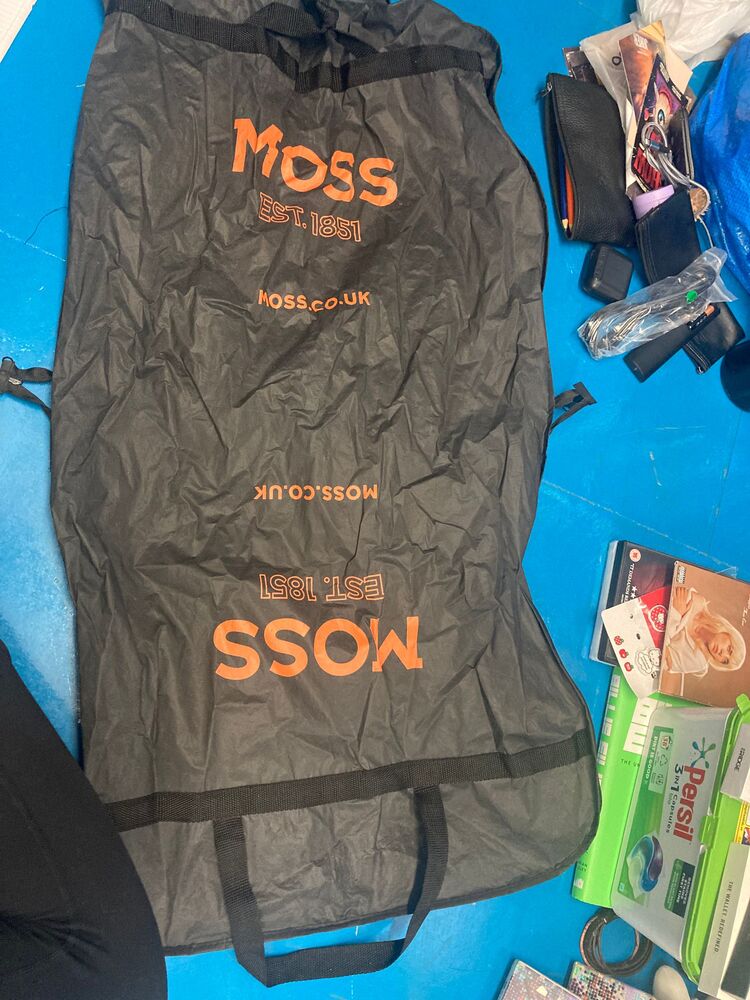 The Storage Team Leeds Storage auction IB-7521 30