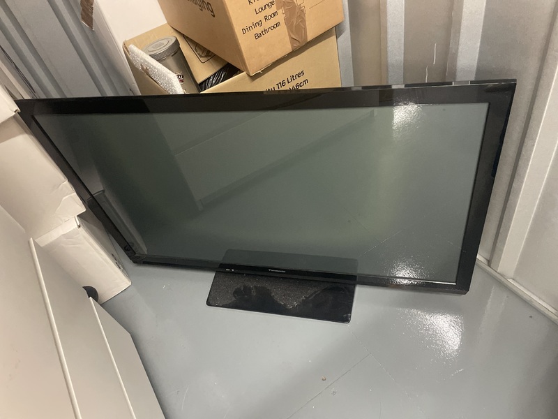 Staples Corner Self storage facility auction IB-9711