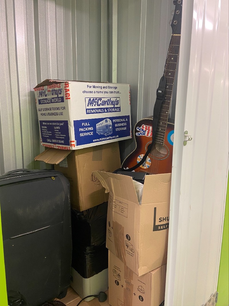 iBidOnStorage.co.uk StorageMart Auction 16582311124625