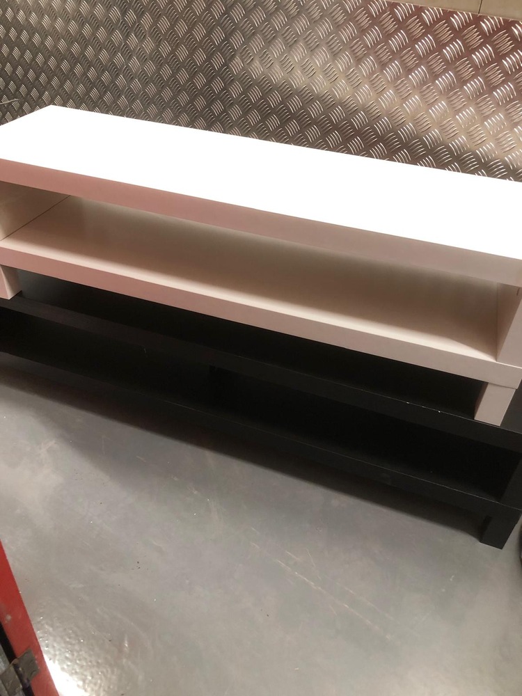 Orpington storage facility unit auction IB-4833