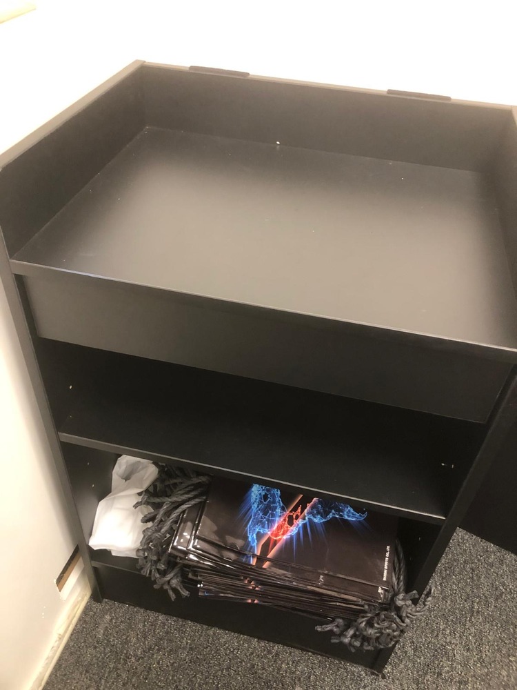 Orpington Storage auction IB-7749