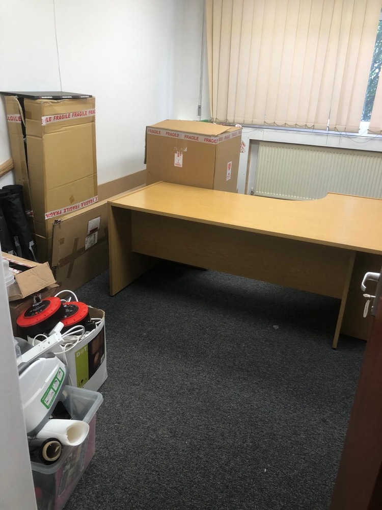 Orpington Storage Unit auction IB-7749 12