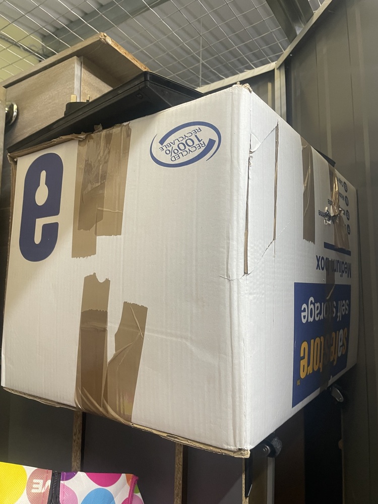 Slough Storage Unit auction IB-5080