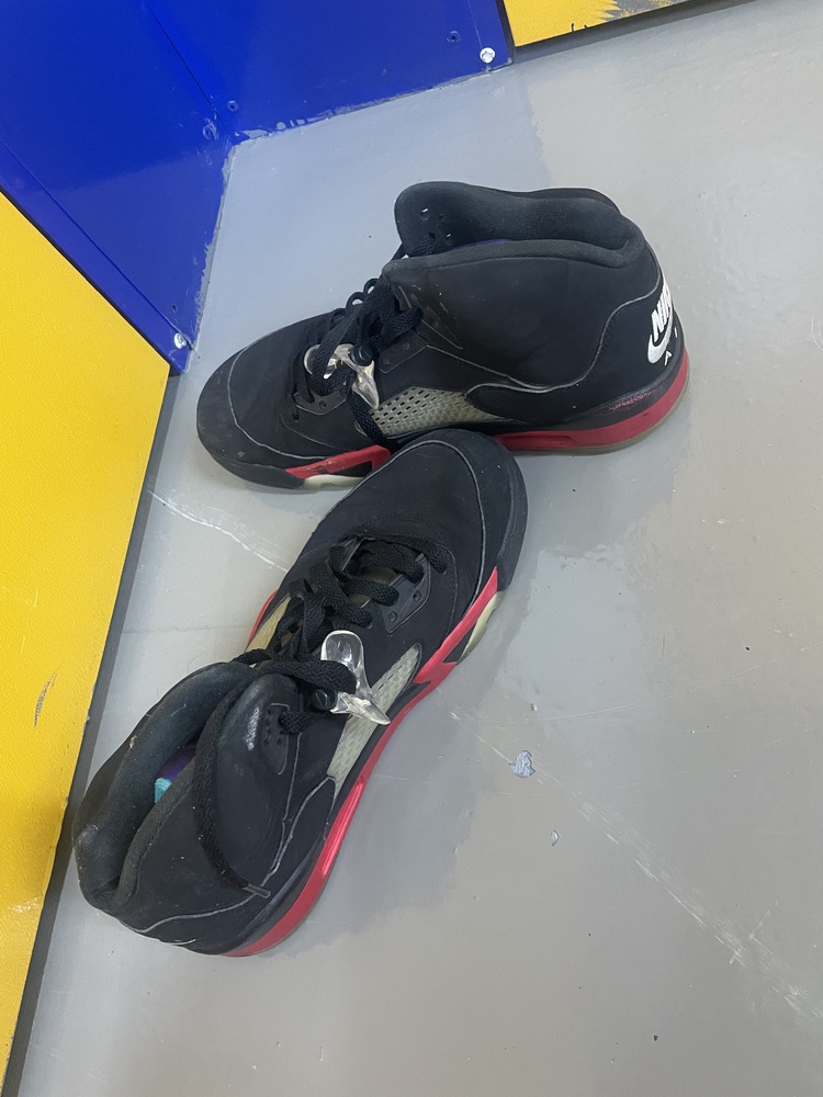 Slough Self storage auction IB-6435