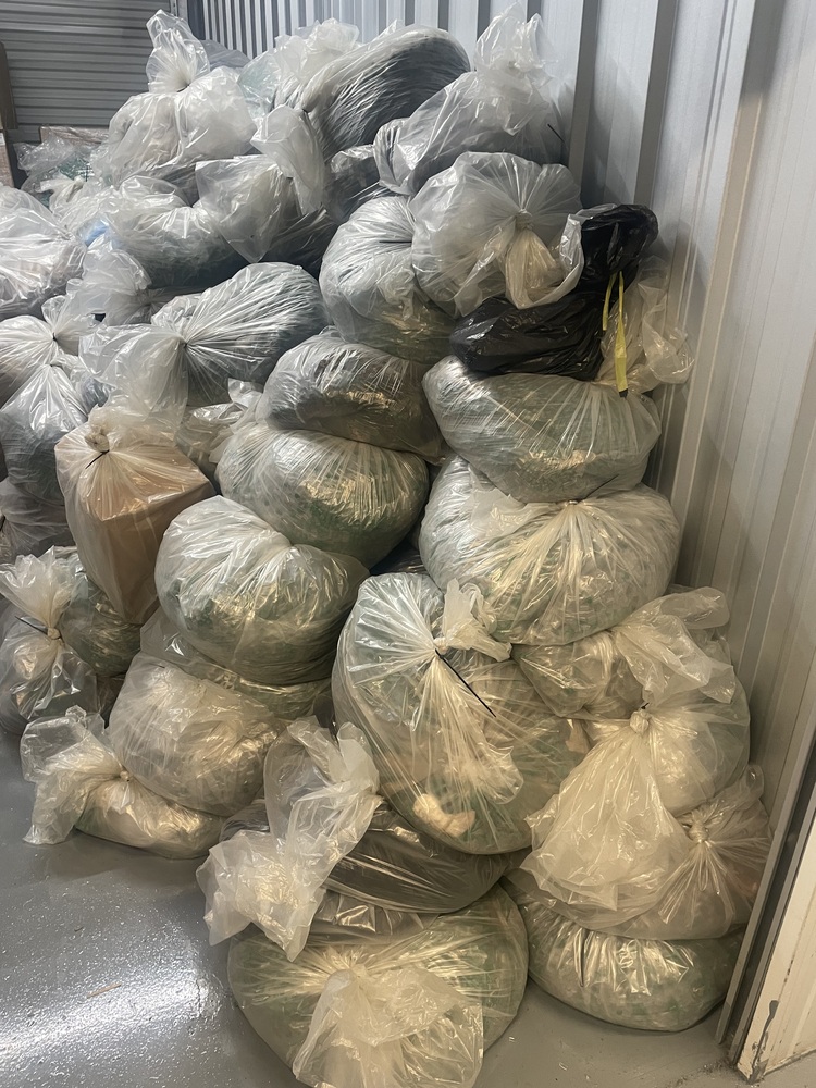 Reading Self storage facility auction IB-1505 25