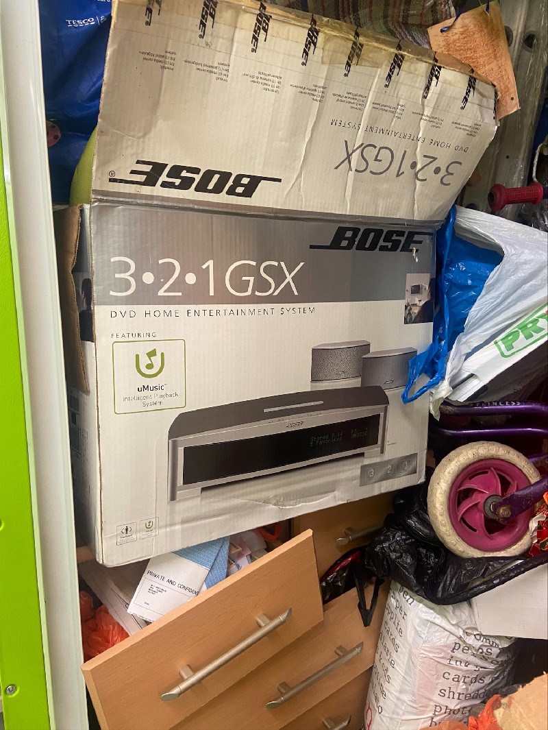 iBidOnStorage.co.uk StorageMart Auction 16582339194110