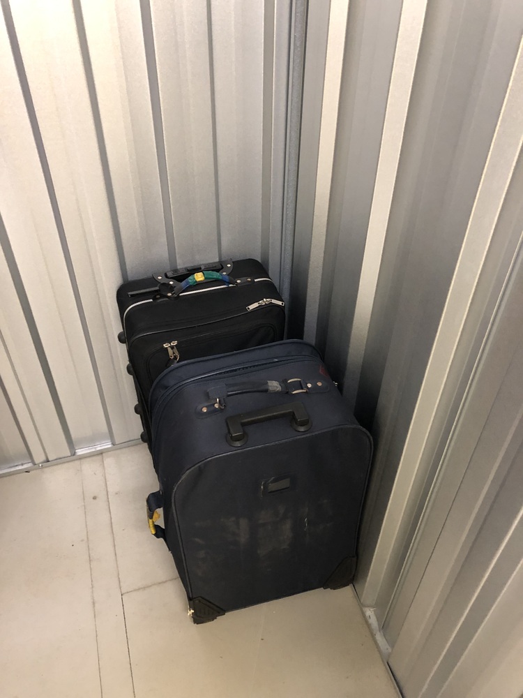 The Storage Team York Storage auction IB-7771 10