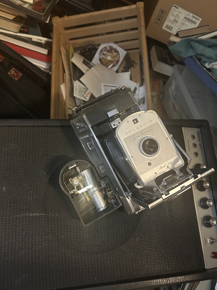 Alperton Self storage auction IB-9535