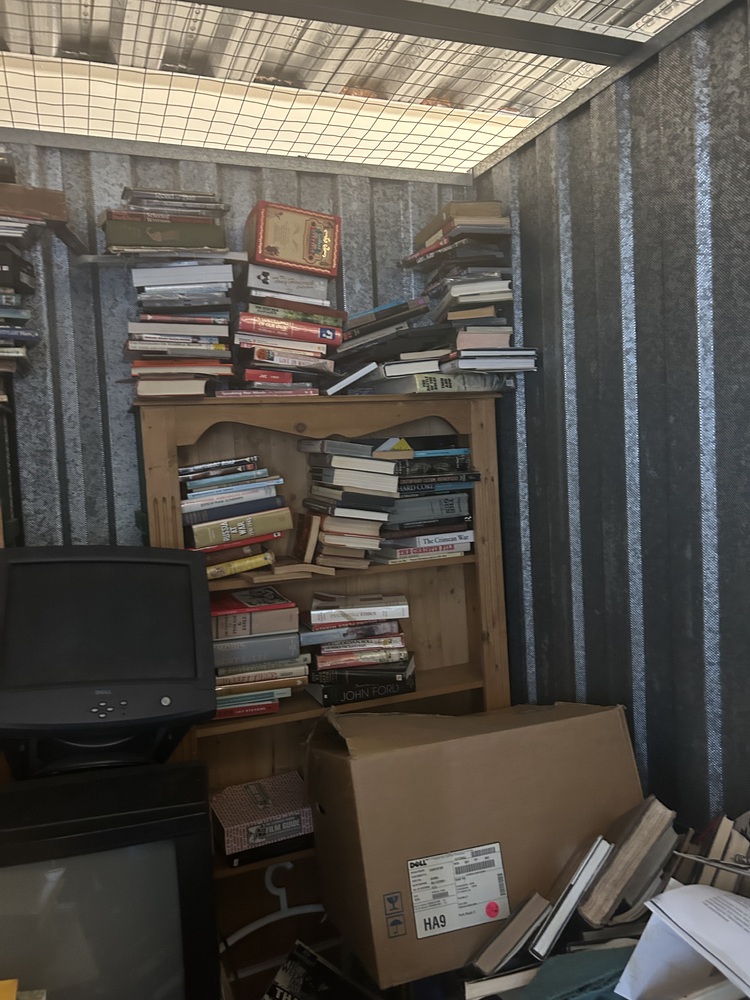 Alperton storage facility unit auction IB-9535 16