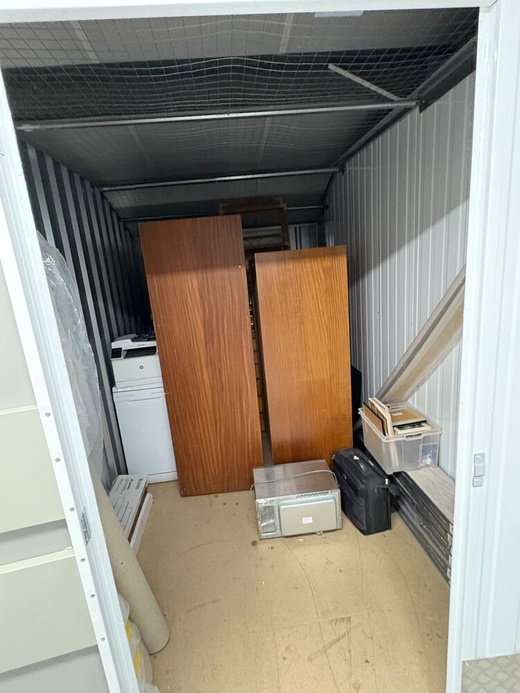 Hills Self Storage Self storage facility auction IB-9214 45