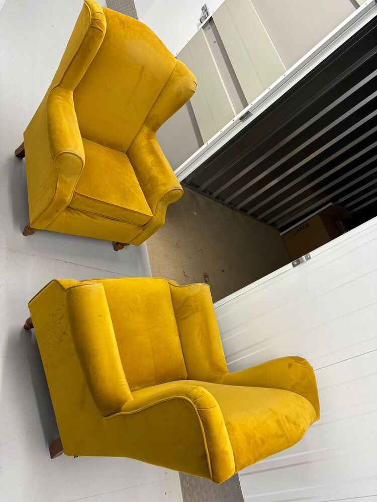 Hills Self Storage storage facility unit auction IB-9214