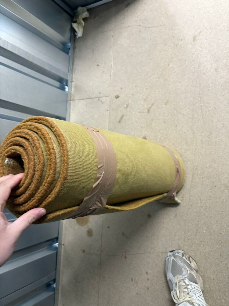 Hills Self Storage Storage auction IB-9214 40