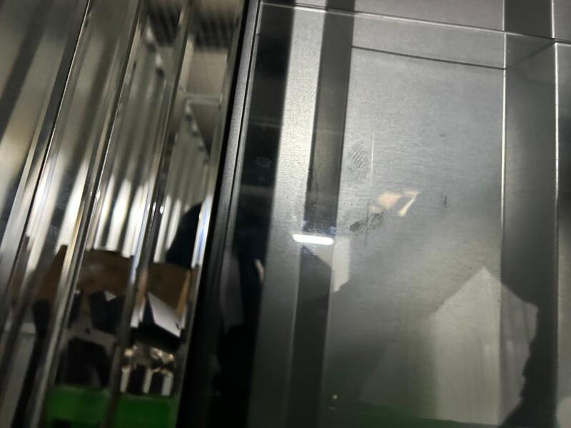 Hills Self Storage Self storage unit auction IB-9214