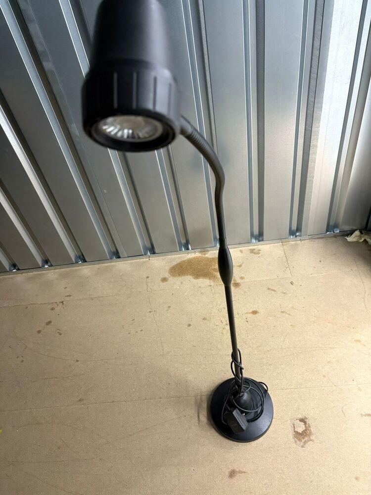 Hills Self Storage Self storage auction IB-9214 24