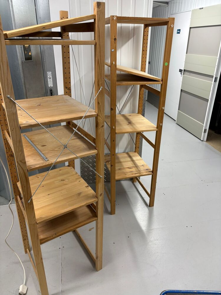 Hills Self Storage Self storage unit auction IB-9214 73