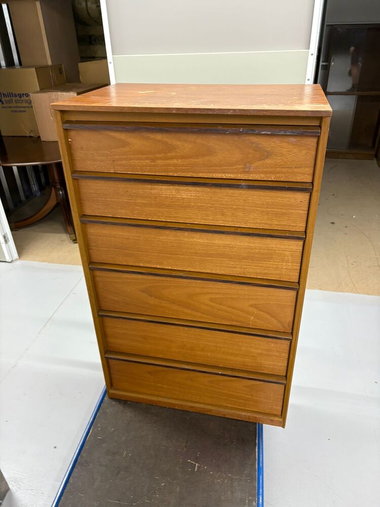 Hills Self Storage Self storage unit auction IB-9214 83