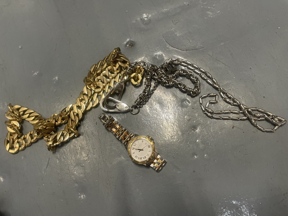 Fulham Self storage unit auction IB-9165 13