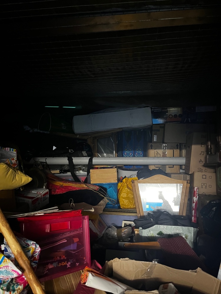 StorageMart Hove Storage Unit auction IB-4407