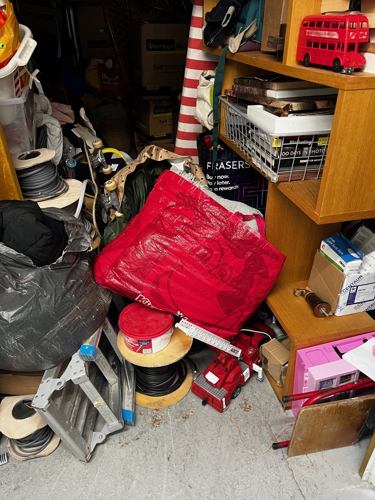 StorageMart Hove Self storage unit auction IB-6933 13