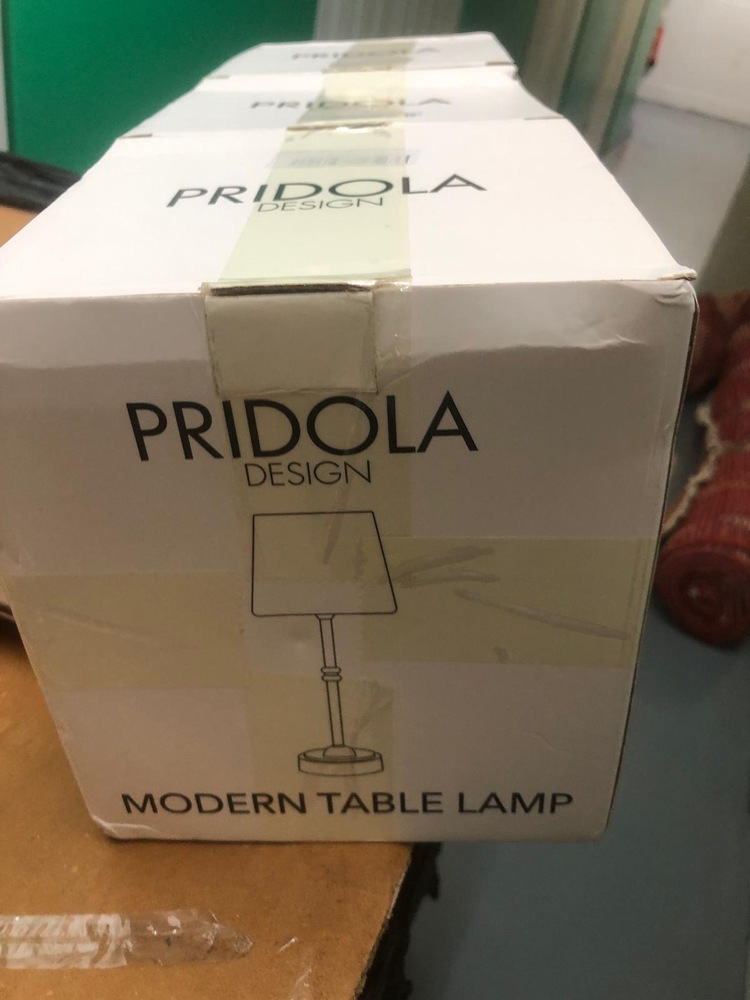 Farnham Storage auction IB-9647 10