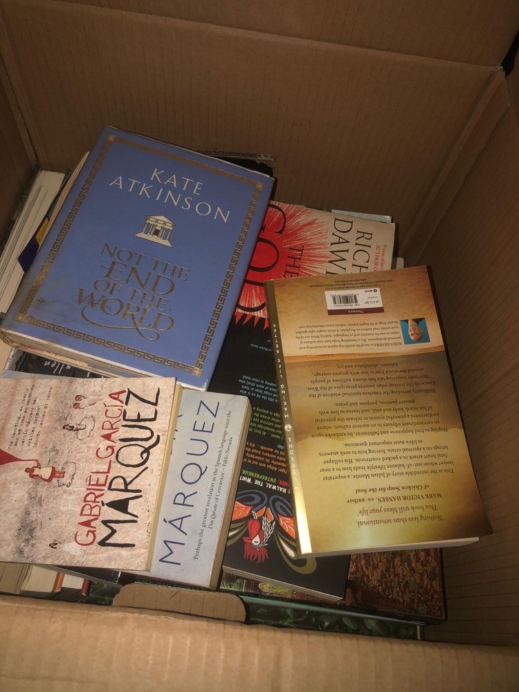 Farnham Storage auction IB-9647 10