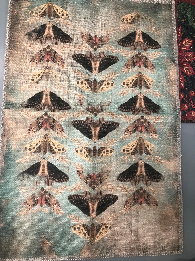 Farnham storage facility unit auction IB-1575 36