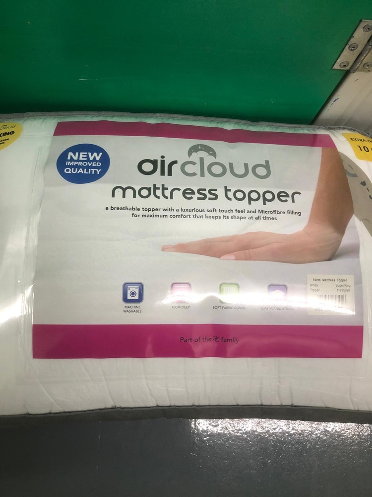 Farnham Self storage unit auction IB-1575 33