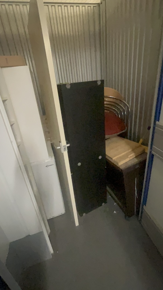 Reading Storage auction IB-3804