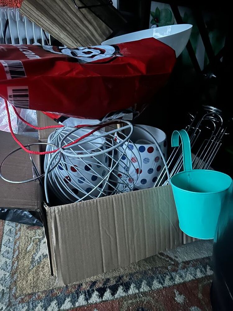 Garage at NG8 1NA Storage Facility auction IB-5590 11