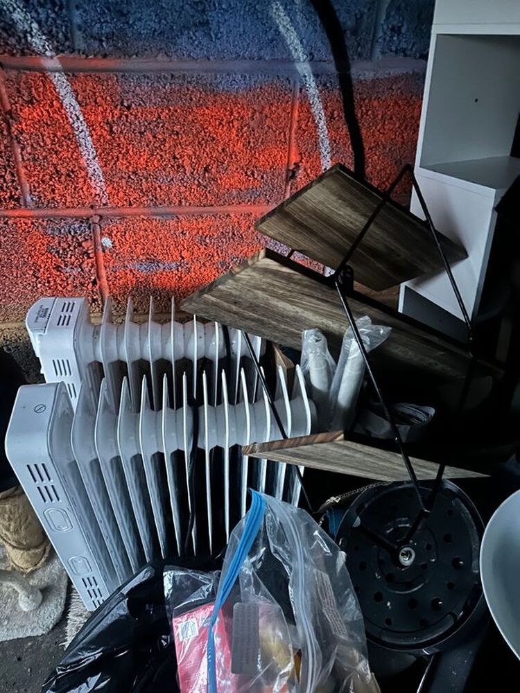 Garage at NG8 1NA Storage Unit auction IB-5590 12