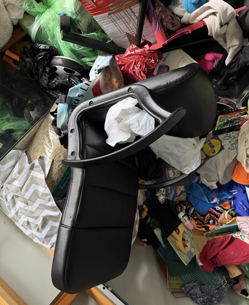 Swansea Storage auction IB-7629