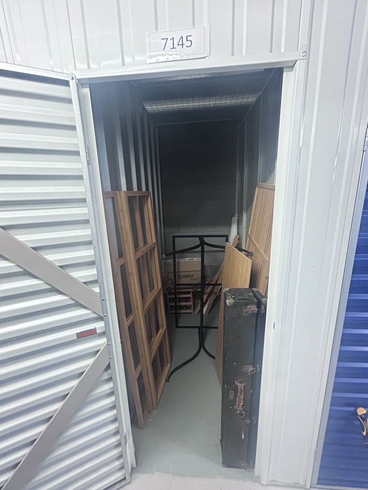 Islington  Storage Facility auction IB-6358