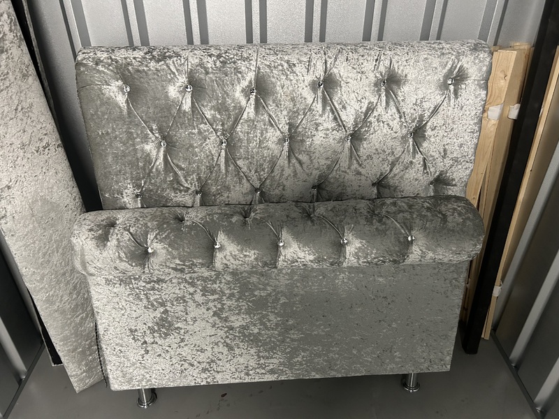 Halifax Storage auction IB-5472