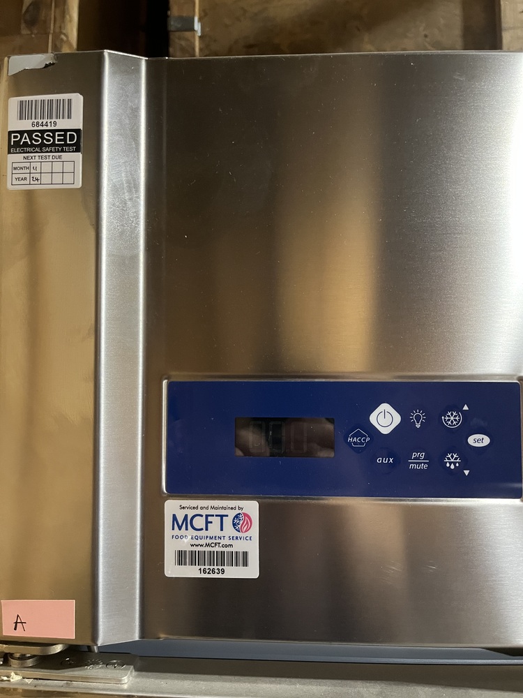 MITCHAM Storage Unit auction IB-3209