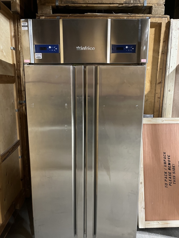 MITCHAM Self storage unit auction IB-3209