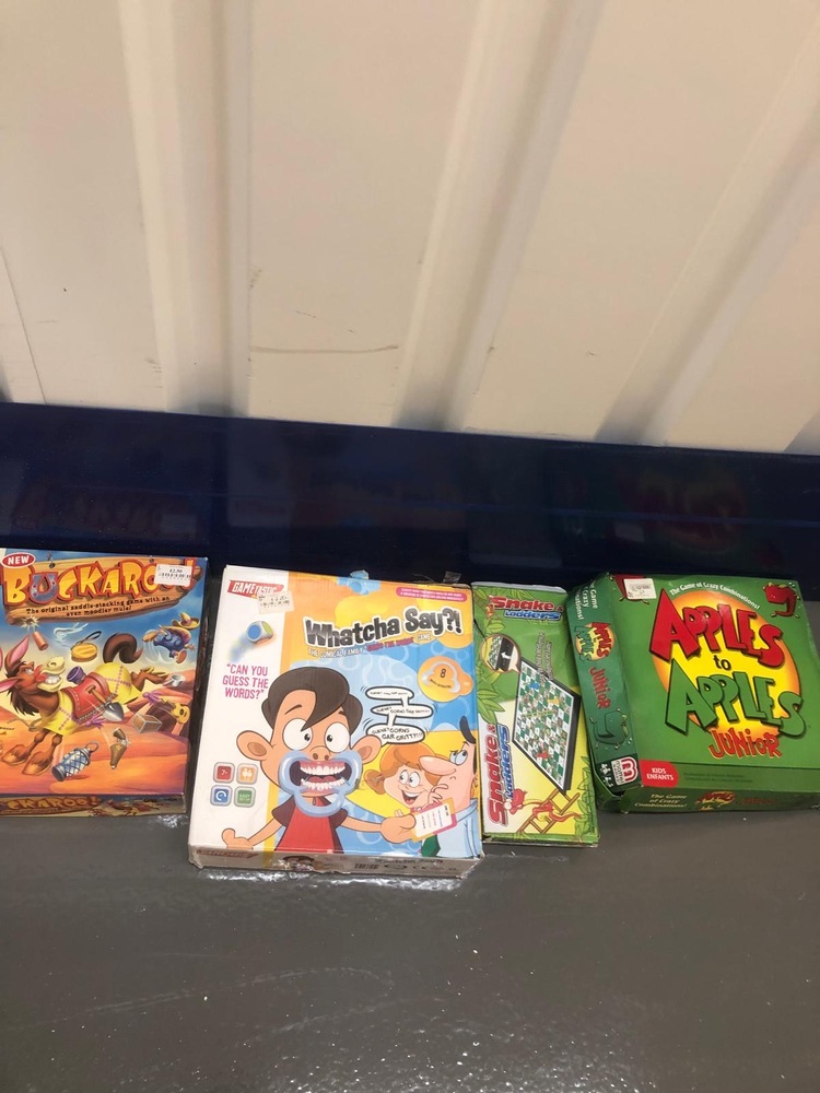 Crystal Palace Storage Unit auction IB-4040