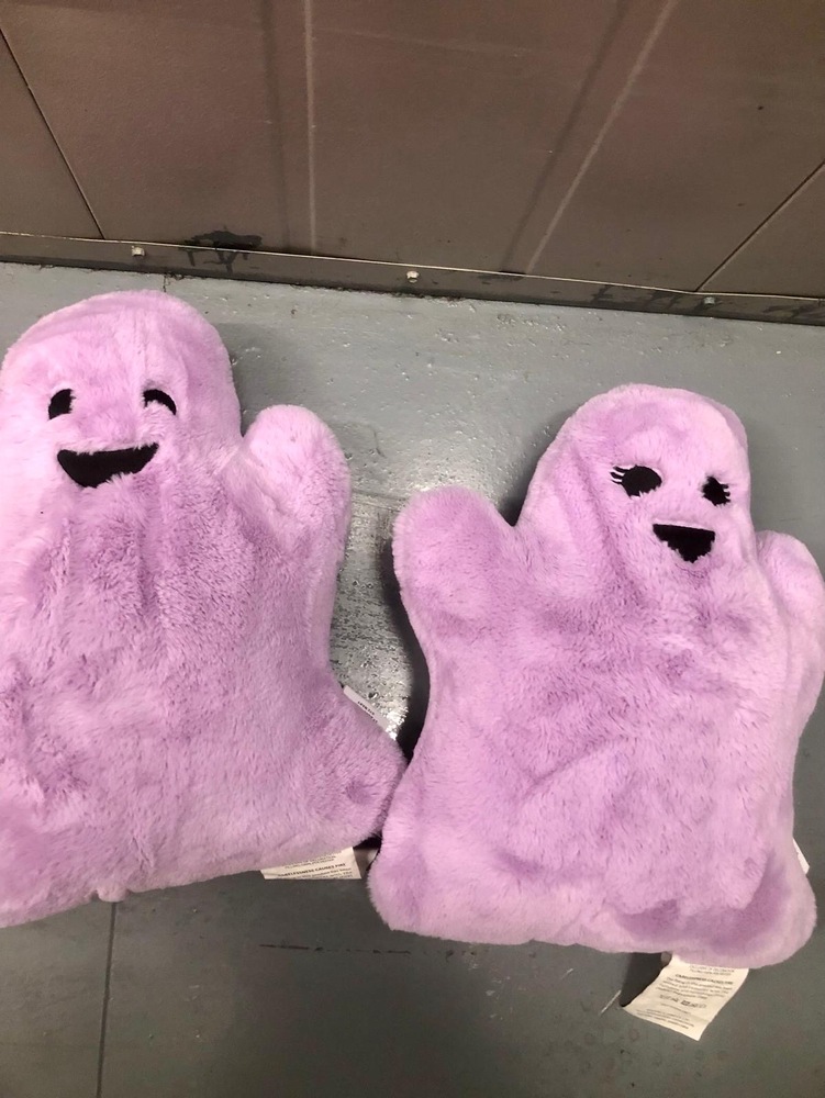 New Cross Self storage auction IB-8696 14