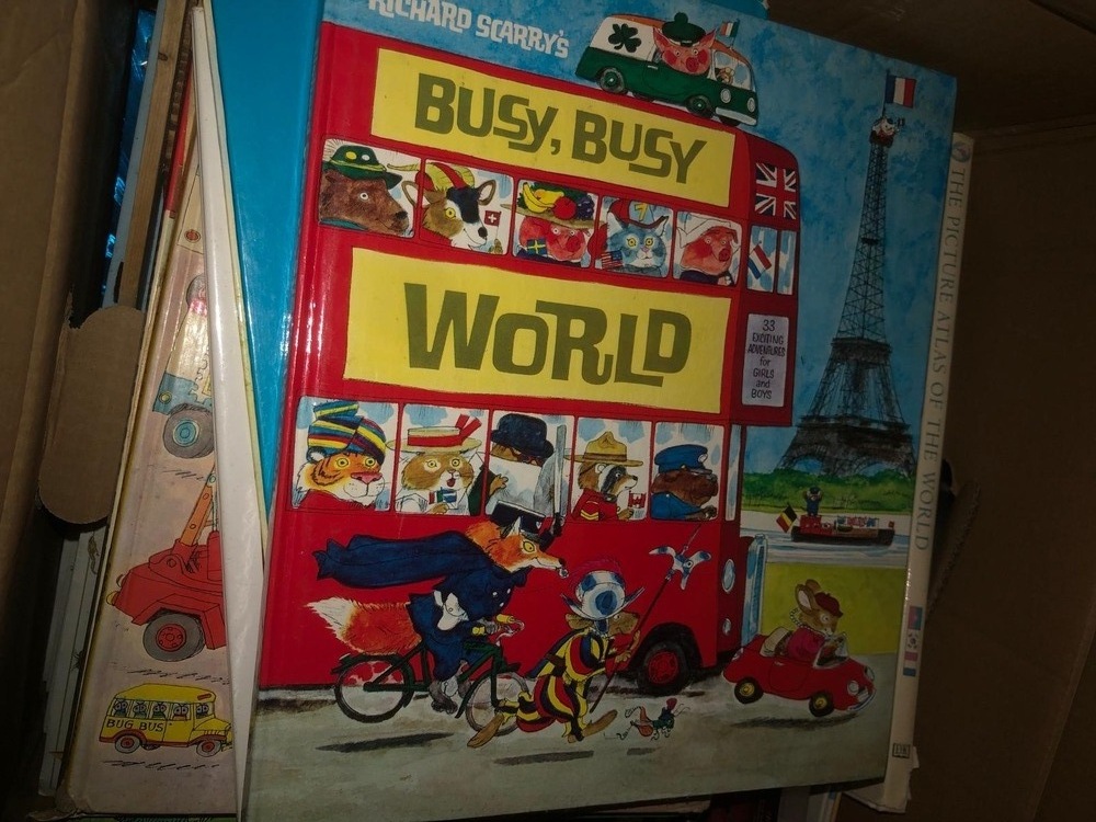 Eastbourne Storage Unit auction IB-1337 22