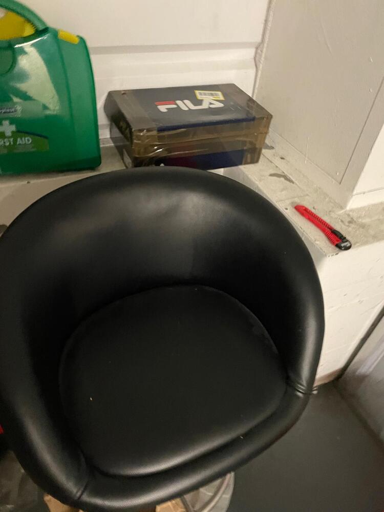 Bournemouth Self storage auction IB-4964