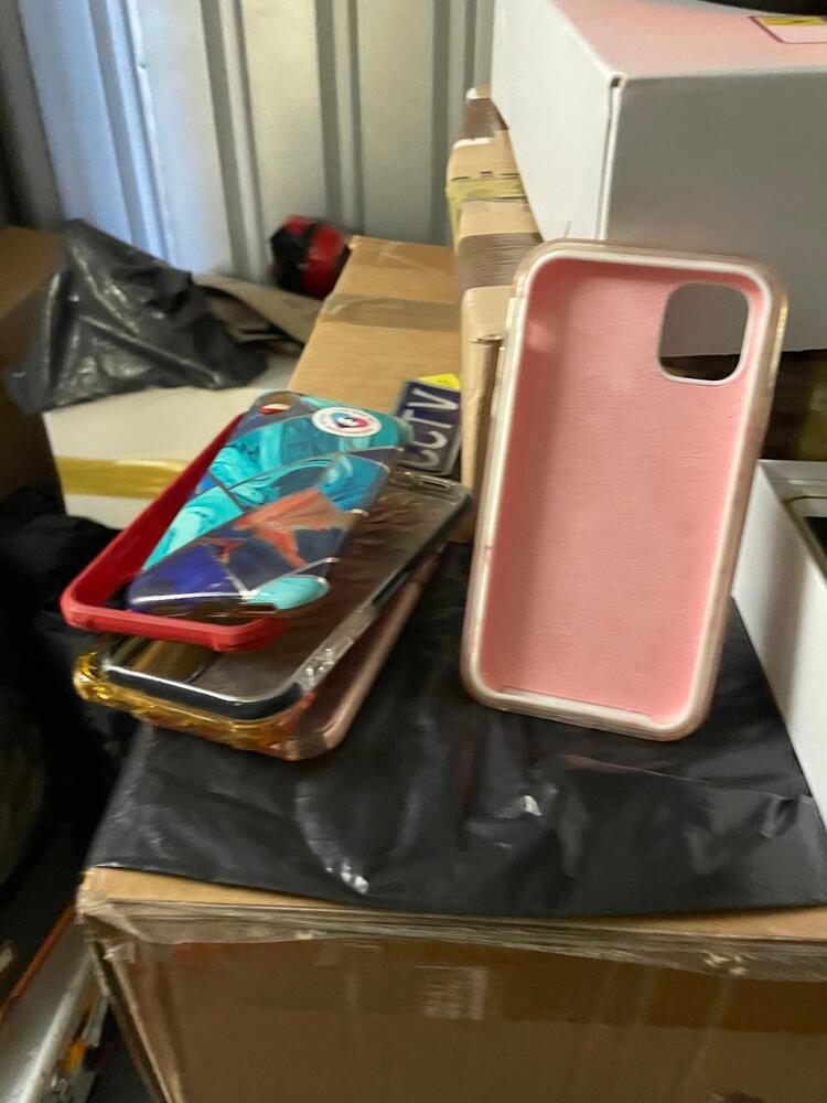 Bournemouth storage facility unit auction IB-4964