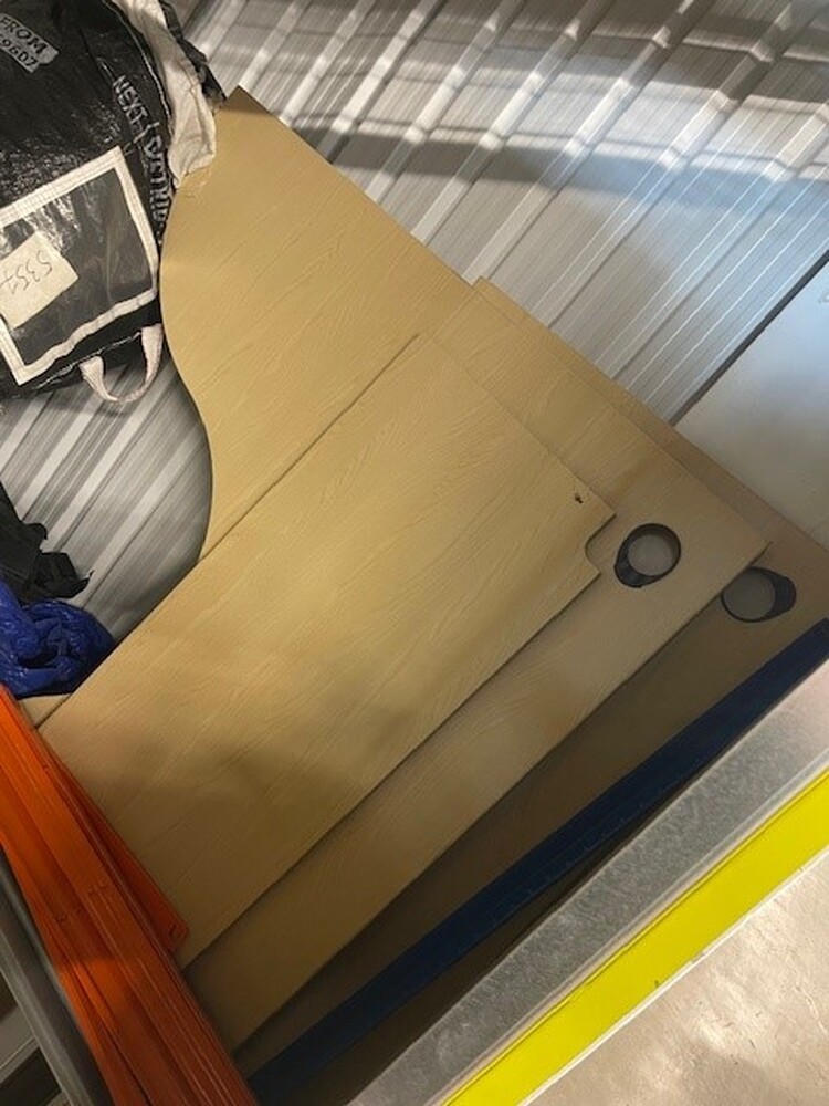 Locked in Self Storage  Storage auction IB-1392